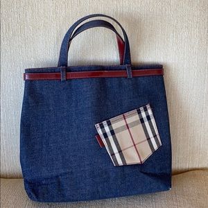 Burberry luxury tote